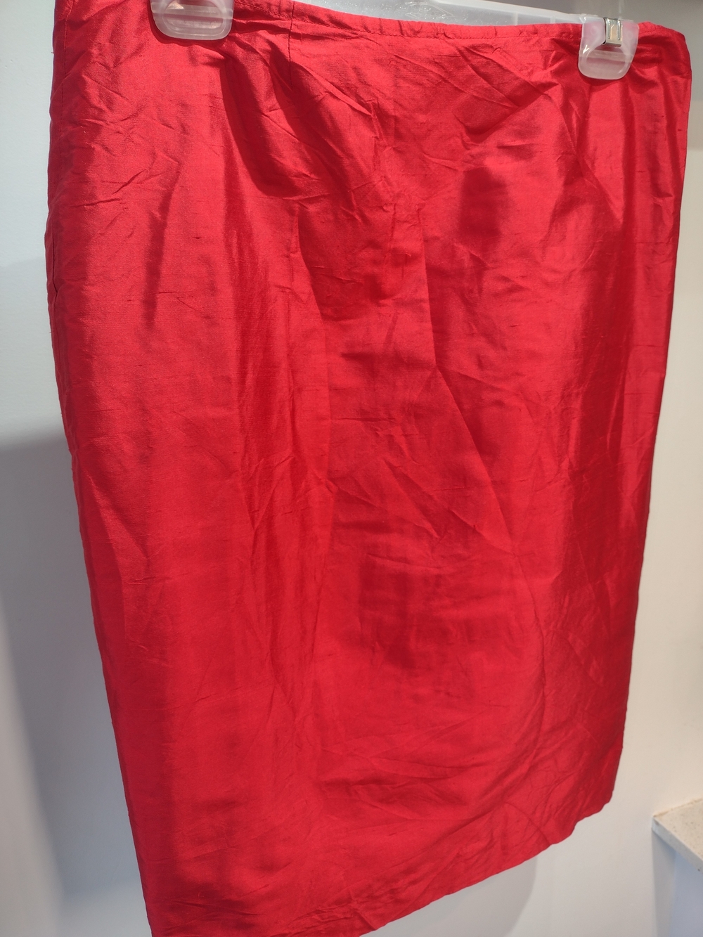 100% Silk Red Pencil Skirt (Sz 8) Canadian Designer Classic Lux Event Formal - Picture 4 of 7